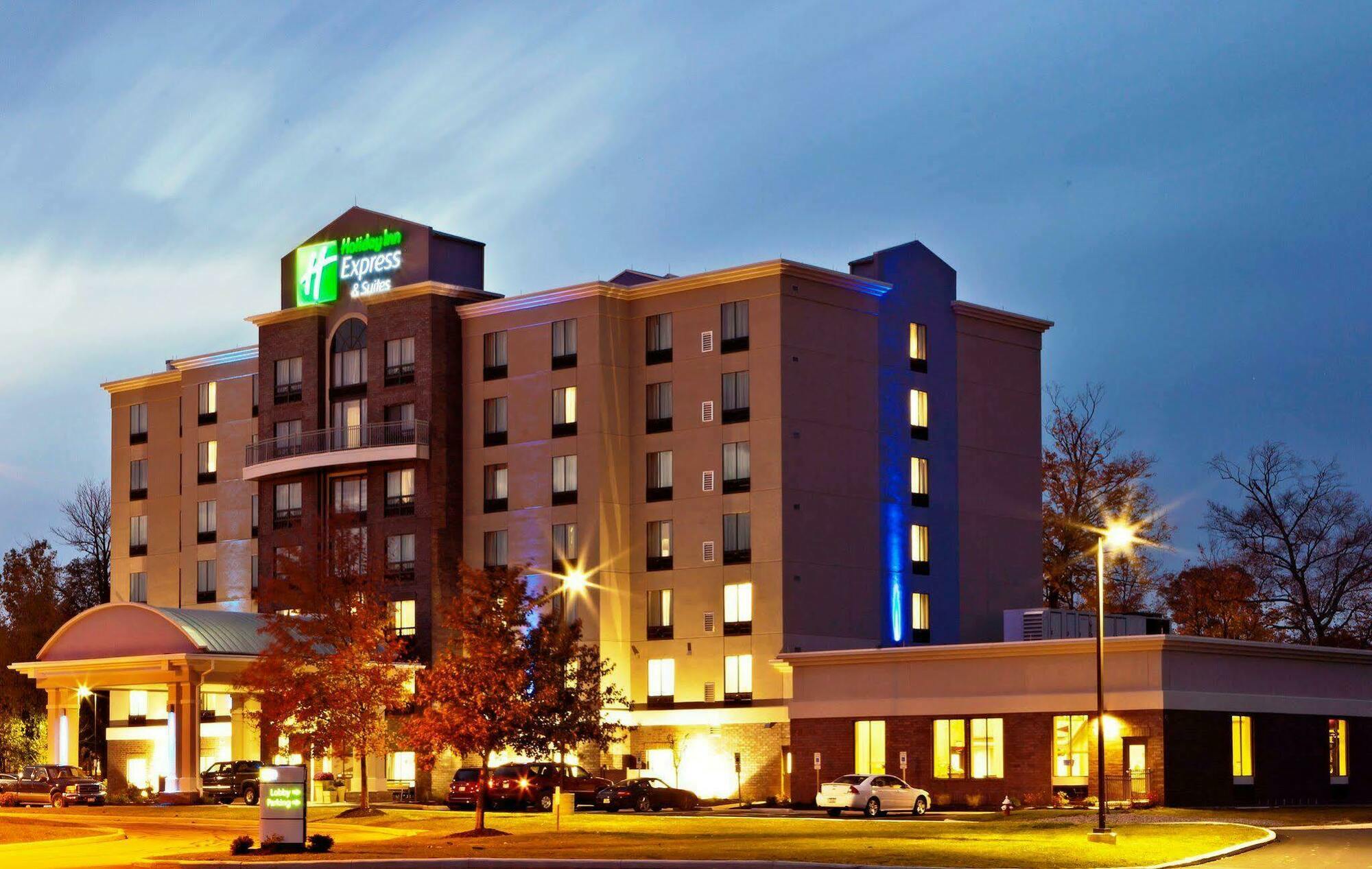 Holiday Inn Express & Suites Columbus - Polaris, An Ihg Hotel Exterior foto